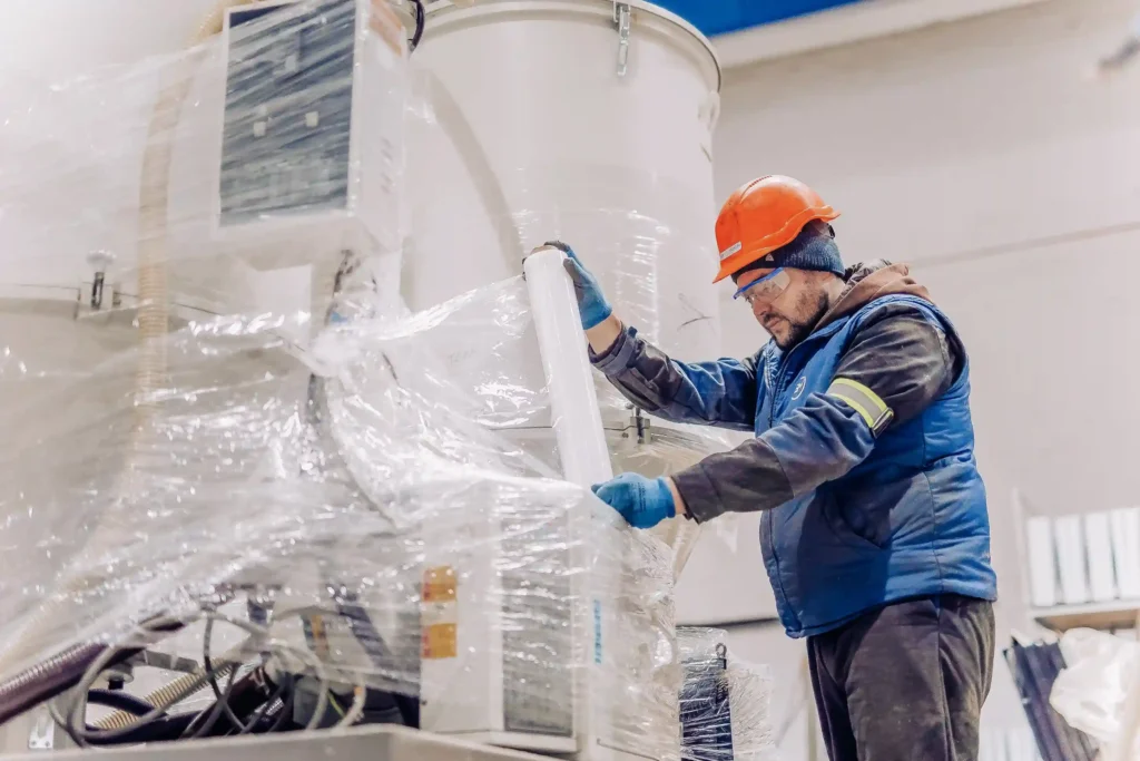 DESMANTELAMIENTO DE EQUIPOS INDUSTRIALES Y TECNOLÓGICOS 1 Montaje y desmontaje de máquinas | SERVICIOS